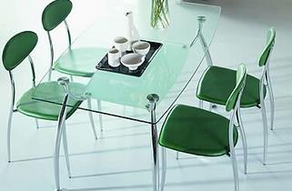 五種“清潔劑”讓玻璃家具瞬間晶瑩剔透